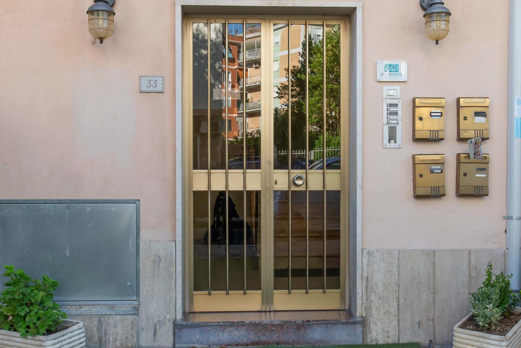 Plaza Rooms Ciampino Exterior foto